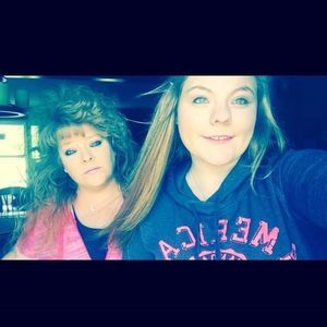 Meet your Posher, Bobbi